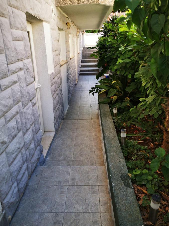 Apartments Erhart โรวีน ภายนอก รูปภาพ